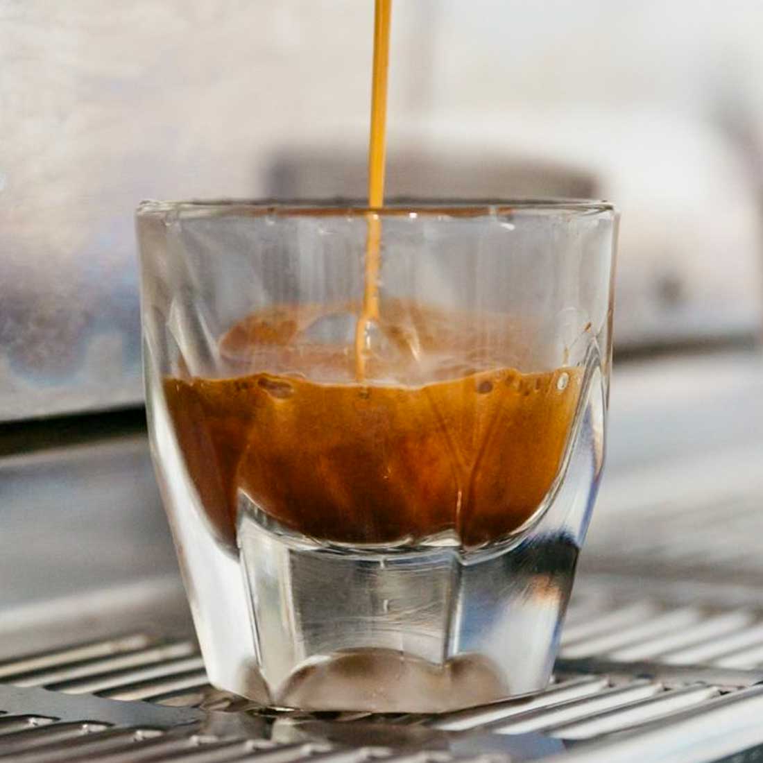 Espresso Allongé - Qu'est-ce que c'est et comment le préparer ?