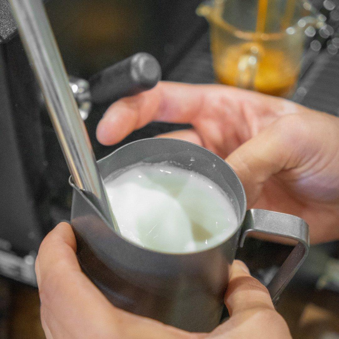 Comment faire du lait à la vapeur : un guide complet